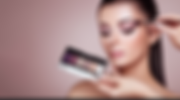 Ty rOn Stunning Looks Instantly with Makeup Transfer